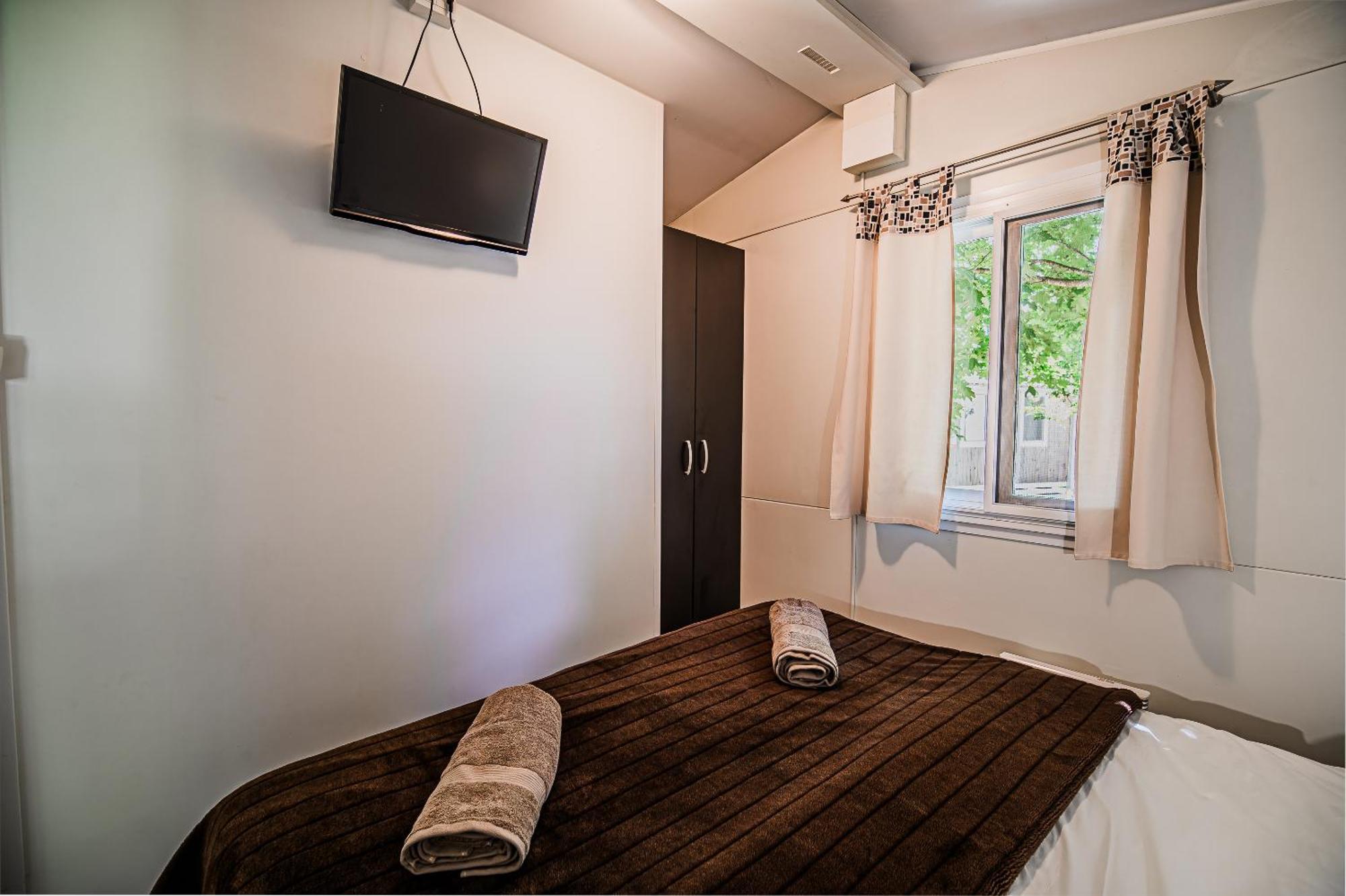 Lake View Mobile Homes With Thermal Riviera Tickets In Terme Catez Catez ob Savi Esterno foto