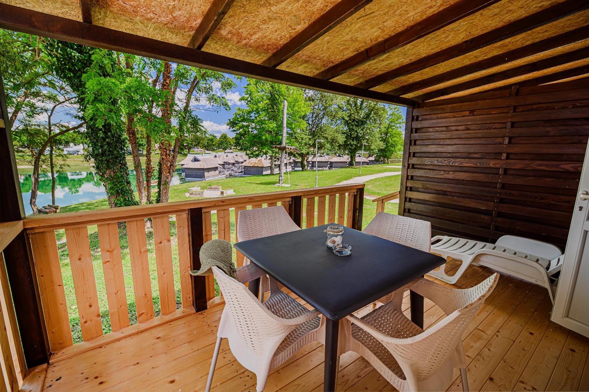 Lake View Mobile Homes With Thermal Riviera Tickets In Terme Catez Catez ob Savi Camera foto