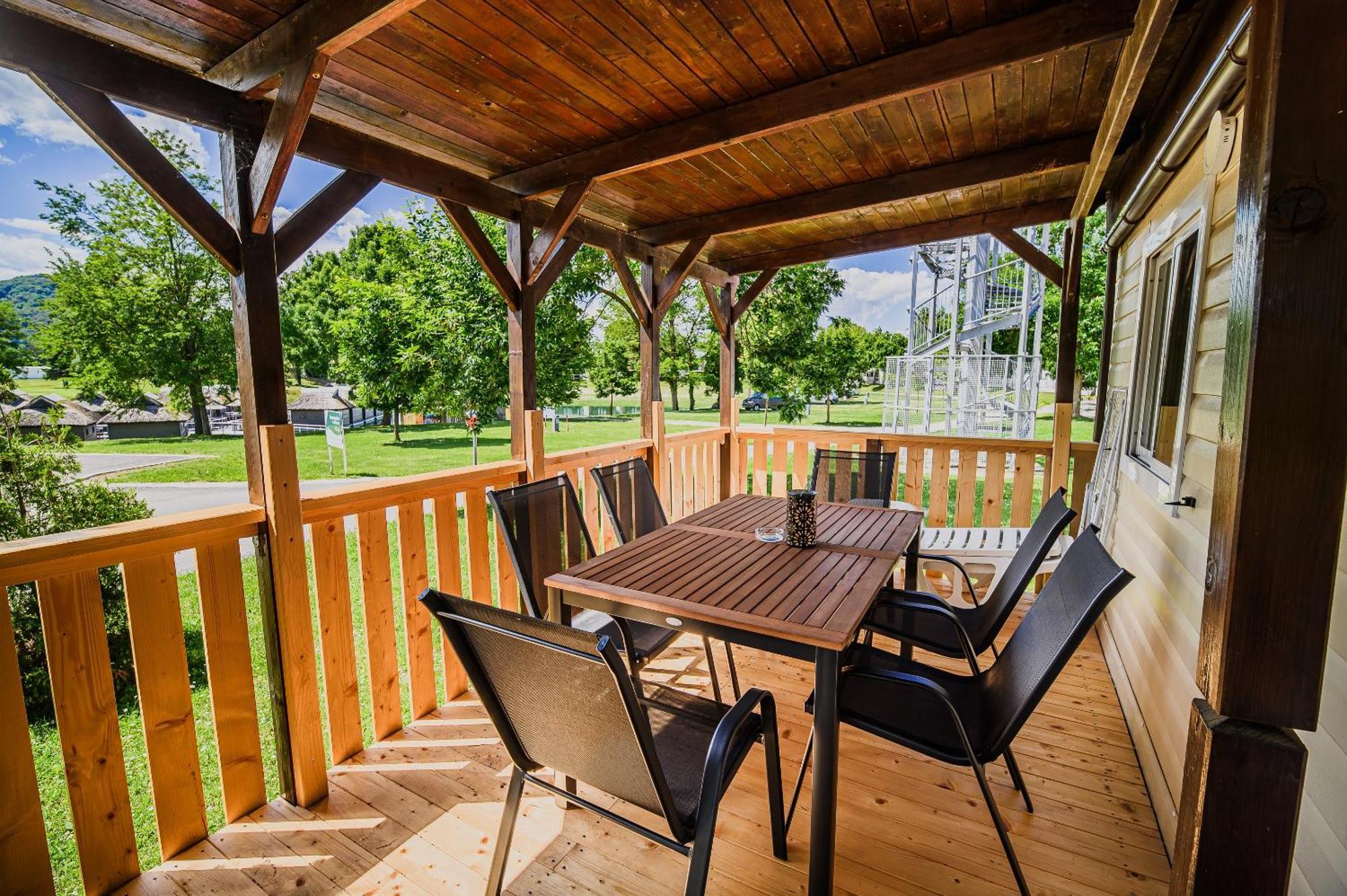 Lake View Mobile Homes With Thermal Riviera Tickets In Terme Catez Catez ob Savi Camera foto